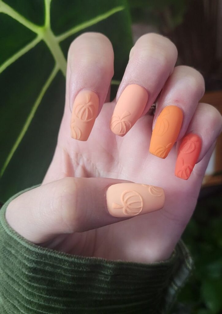 3D Pumpkin Nails